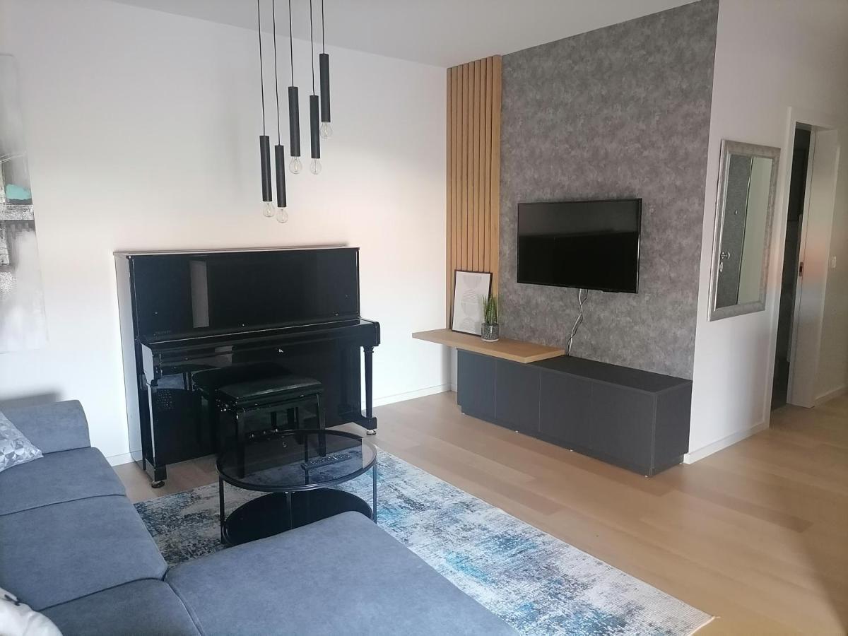 Piano Penthouse Apartment Zara Esterno foto