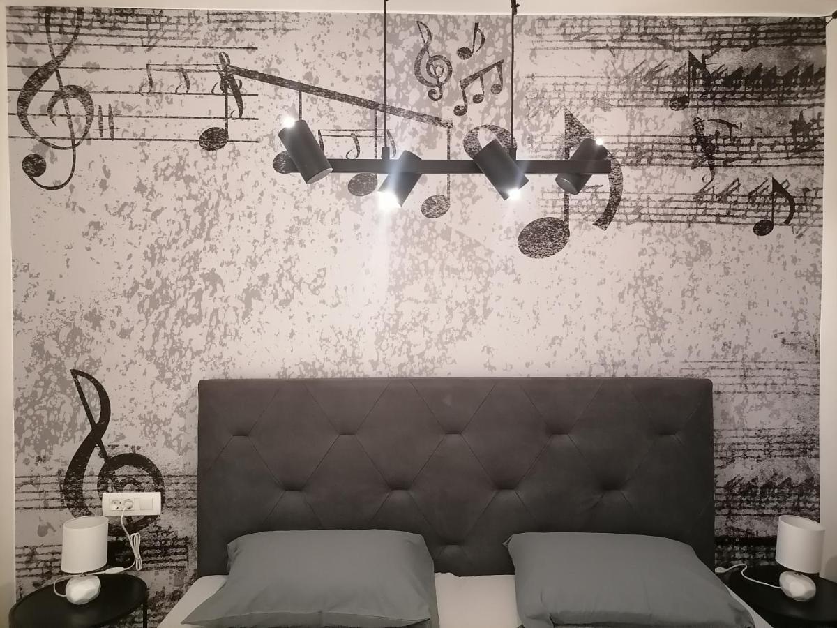 Piano Penthouse Apartment Zara Esterno foto